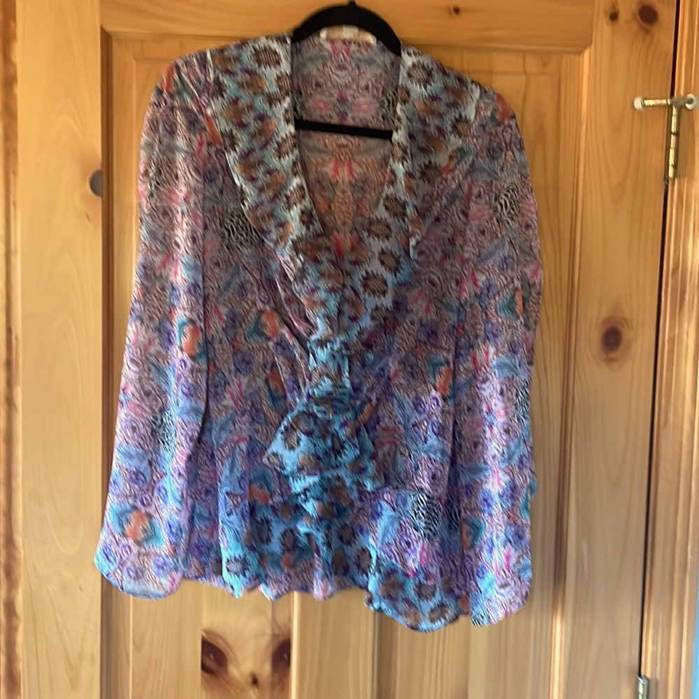 BoHo multicolor chiffon split Sleeve blouse Medium